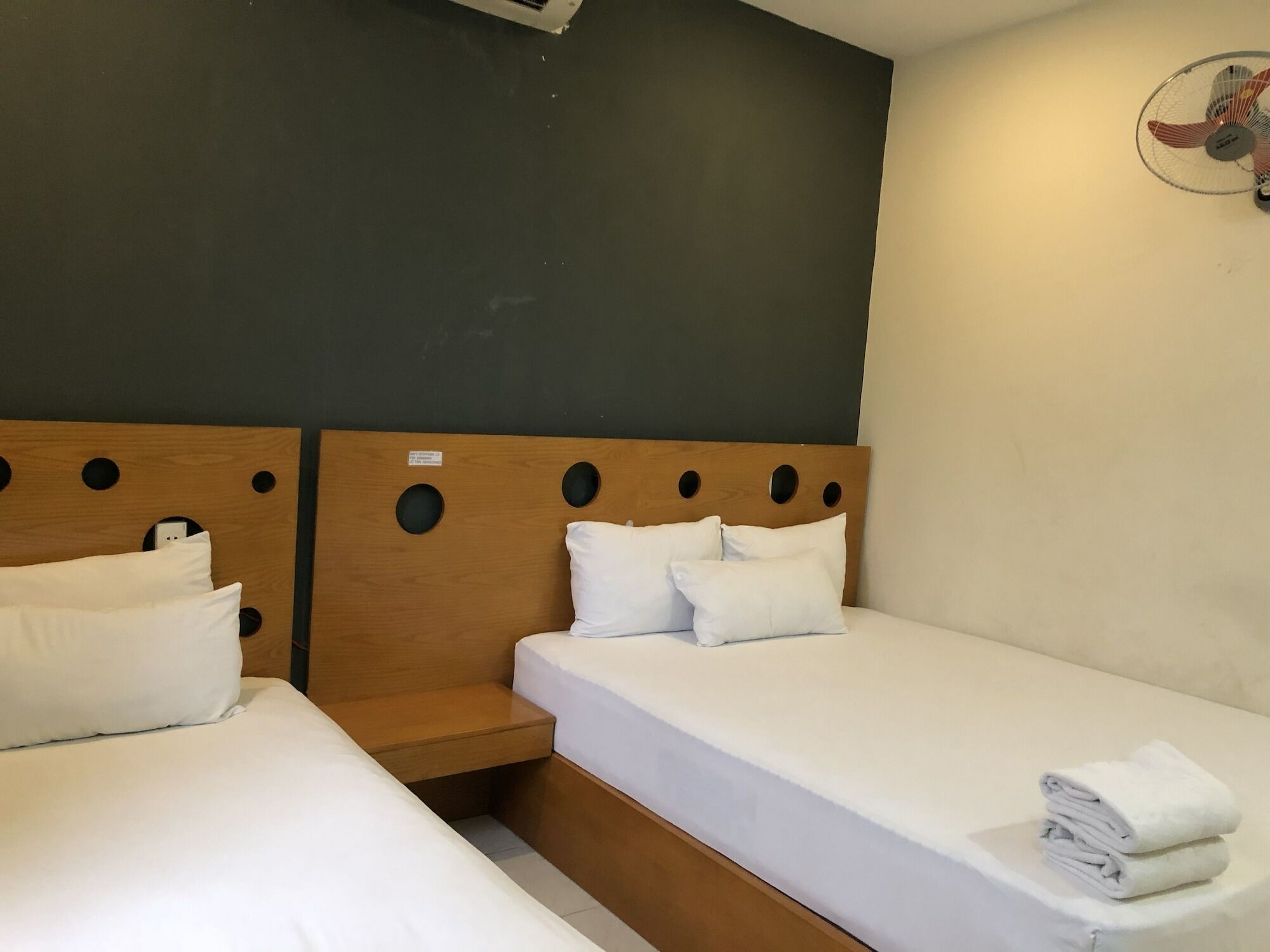 Istay Inn Hotel Хошимин Экстерьер фото